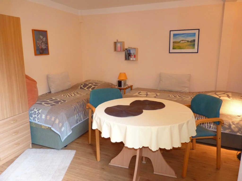 Ferienwohnung "Innenhof" Objekt Id 12134-5 Варен Экстерьер фото